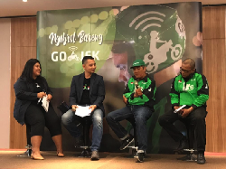 Kisah Herman, Orang Tua Tunggal yang Jadi Driver Go-Jek