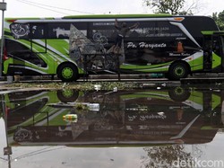 Bus Minta Keringanan, Menhub Tetap Terapkan One Way di Tol Trans Jawa