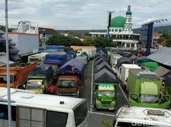 Truk Berat Dilarang Menyeberang Selat Bali H-4 dan H-3 Lebaran