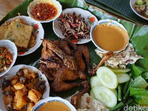 Rekomendasi Tempat Bukber di Bogor, Ada Nasi Liwet Sedap Berlauk Lengkap Rekomendasi Tempat Bukber di Bogor, Ada Nasi Liwet Sedap Berlauk Lengkap
