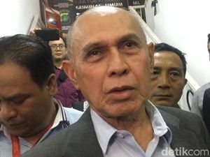 Kivlan Melawan Lewat Praperadilan Kivlan Melawan Lewat Praperadilan