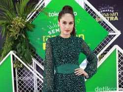 Cinta Laura Tulis Ini Usai Skandal Foto Intim Disebar Pacar