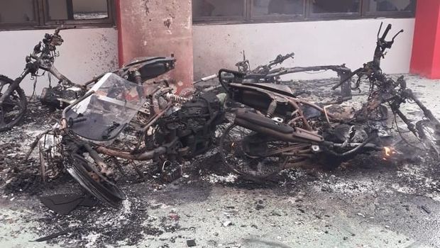 Motor ikut jadi korban kemarahan Lapas Narkotika di Kabupaten Langkat, Sumut.