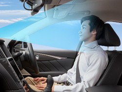 Nissan Skyline Bisa Melaju Otomatis