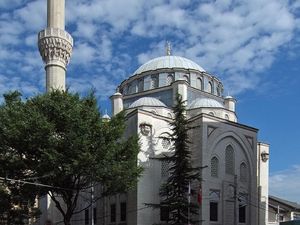 Sejarah dan Fakta Menarik Masjid Camii Tokyo yang Indah Sejarah dan Fakta Menarik Masjid Camii Tokyo yang Indah