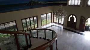 Mengintip Jeroan Rumah Mewah Fuad Amin yang Dilelang Rp 33 M