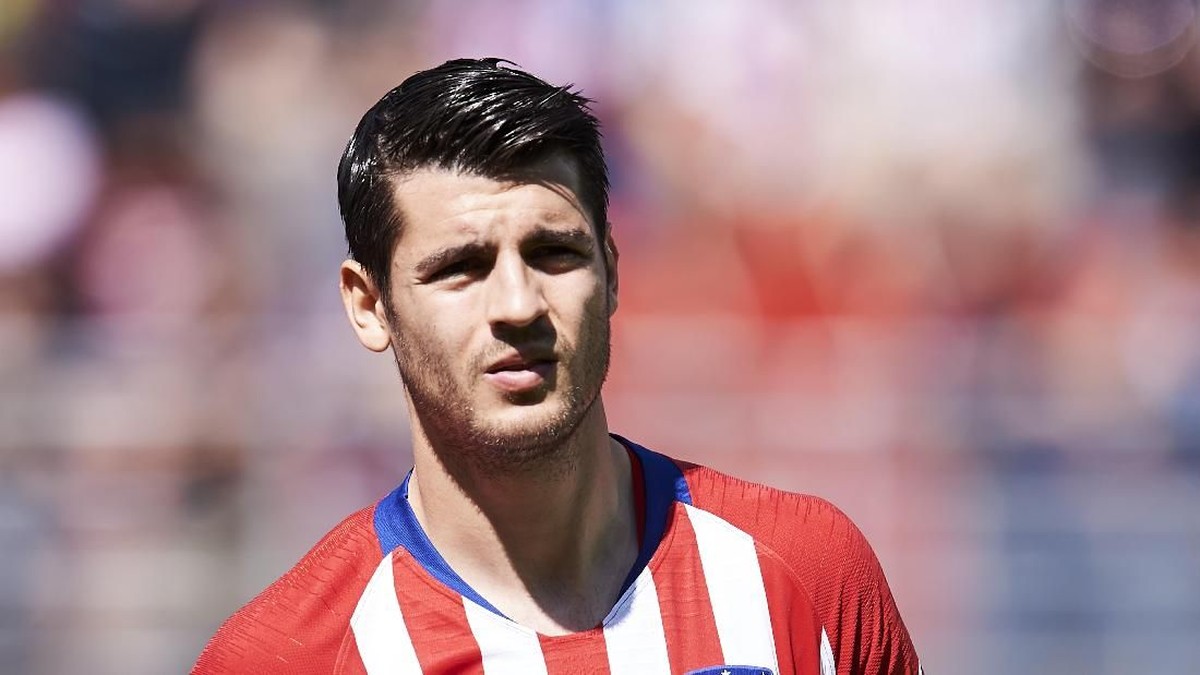 Alvaro Morata tak mau kembali ke Chelsea. (Foto: Juan Manuel Serrano / Getty Images)