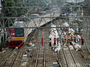 RI-Jepang MOU Proyek Kereta Kencang JKT-SBY Dua Pekan Lagi RI-Jepang MOU Proyek Kereta Kencang JKT-SBY Dua Pekan Lagi