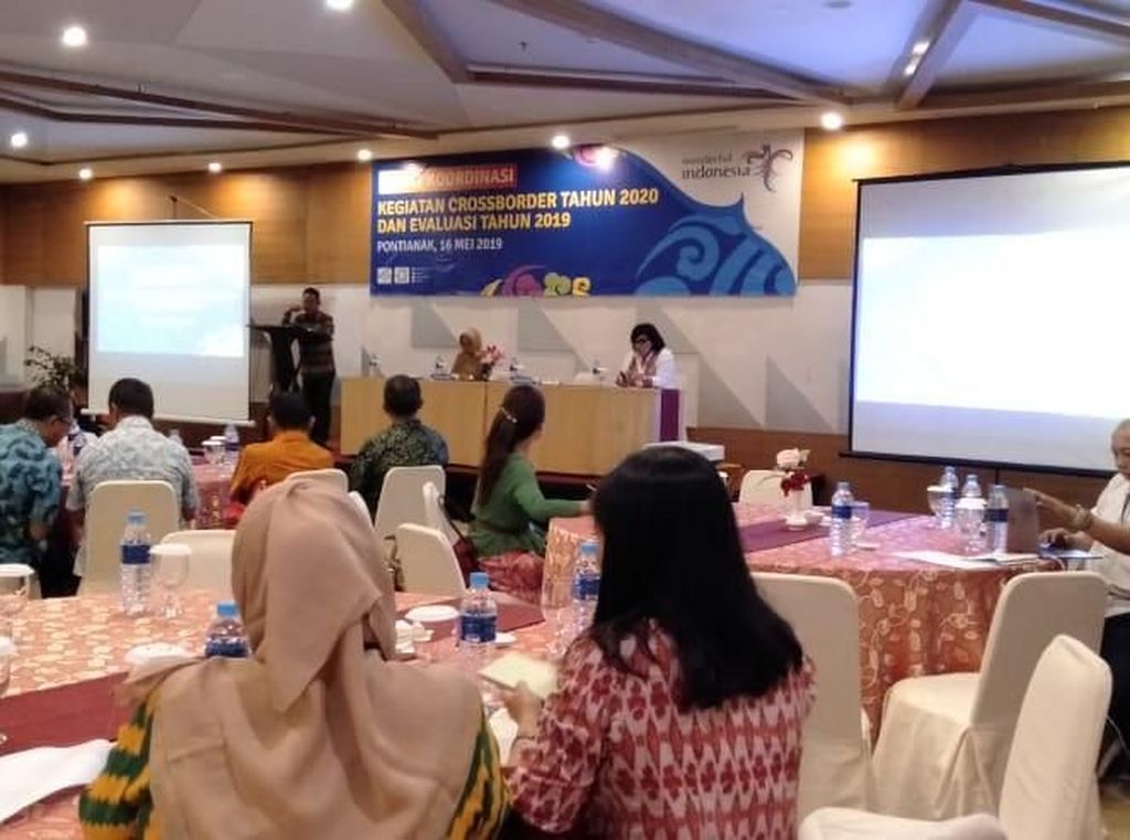 Kemenpar Bahas Evaluasi dan Persiapan Event Crossborder 2020 Kemenpar Bahas Evaluasi dan Persiapan Event Crossborder 2020