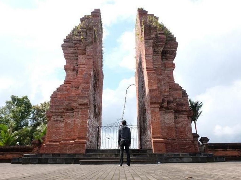 Bukan di Bali, Ini di Lumajang Bukan di Bali, Ini di Lumajang