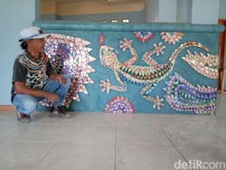 Digemari Bule, Ini Keunikan Mosaik Karya Seniman Pangandaran