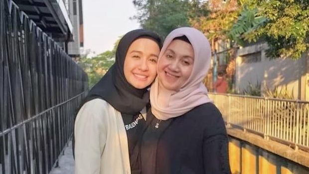 Laudya Cynhia Bella dan ibunya