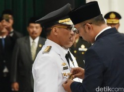 Usai Dilantik Jadi Bupati Cirebon, Sunjaya Kembali Diberhentikan