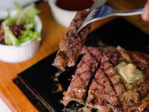 Beefsteak All You Can Eat Bisa Disantap di 5 Restoran Ini