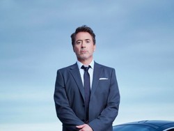 Iron Man Pakai OnePlus 7