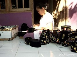 Alhamdulillah Berkah Ramadan, Pengrajin Peci Kebumen Kebanjiran Order