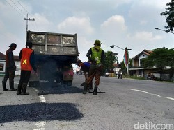 Perbaikan Jalur Nasional di Mojokerto Ditargetkan Rampung H-10 Lebaran