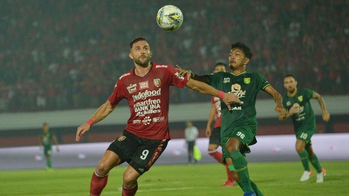 Persebaya Surabaya menelan kekalahan dari Bali United. (Foto: Nyoman Budhiana/Antara) Persebaya Surabaya menelan kekalahan dari Bali United. (Foto: Nyoman Budhiana/Antara)