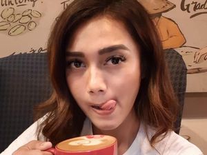 Jerseynya Ditandatangani Simic, Ini Gaya YouTuber Jessie yang Doyan Ngopi Jerseynya Ditandatangani Simic, Ini Gaya YouTuber Jessie yang Doyan Ngopi