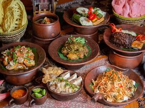 Di Sini Ada Itik Lado Ijo dan Nasi Bakar Kecombrang Sedap Untuk Berbuka Puasa Di Sini Ada Itik Lado Ijo dan Nasi Bakar Kecombrang Sedap Untuk Berbuka Puasa