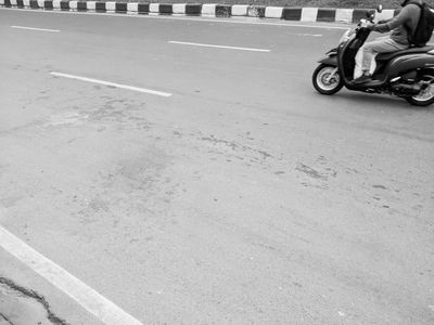 TKP Remaja Tewas Diserang Geng Motor di Setiabudi Berceceran Bercak Darah
