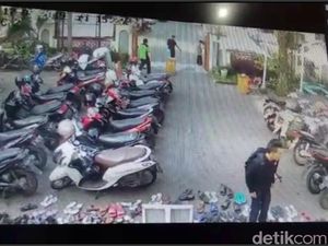 Aksi Curi Tas di Masjid Agung Cimahi Terciduk CCTV