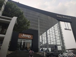 Kandang Baru Mobil Kekar Jeep di Bintaro