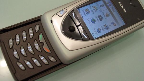 Nokia 7650, Ponsel Legendaris yang Bertabur Inovasi