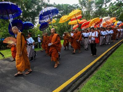 Ribuan Orang Ikuti Kirab Waisak di Candi Borobudur