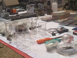 Polisi Bawa Bahan Peledak dari Rumah Teroris Pak Jenggot untuk Didisposal