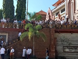 Mampir ke Taman Kumbasari, Jokowi Puji Penataan Sungai Denpasar