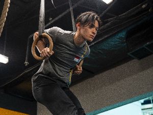 Kenalin! Mahendra Arditirta, Instruktur Crossfit yang Ganteng dan Beprestasi Kenalin! Mahendra Arditirta, Instruktur Crossfit yang Ganteng dan Beprestasi