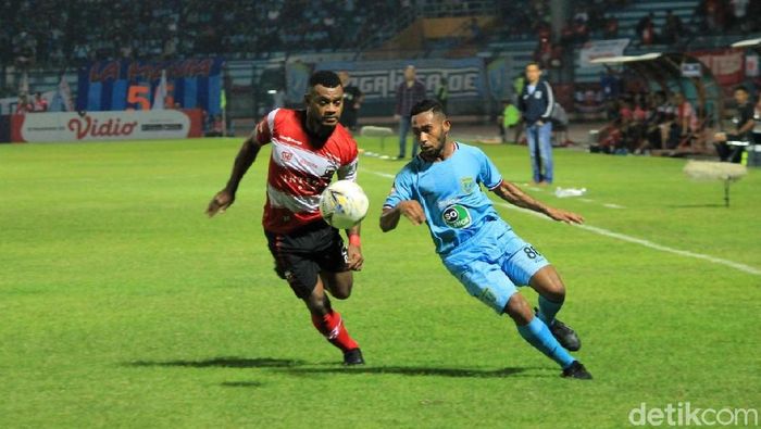 Pemain Madura United saat mengalahkan Persela Lamongan 5-1. (Foto: Eko Sudjarwo/Detikcom) Pemain Madura United saat mengalahkan Persela Lamongan 5-1. (Foto: Eko Sudjarwo/Detikcom)
