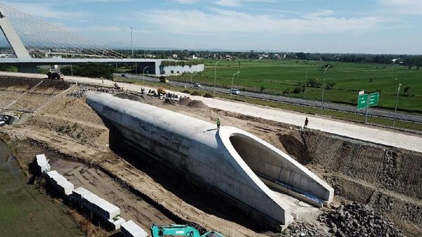 Bandara Adi Soemarmo Tak Lama Lagi Terhubung Kereta