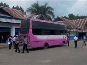Volume Dikembungkan, Bus Ini Diamankan Petugas
