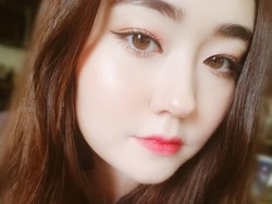 Artis KPop Cantik Ini Ungkap Detail Perawatan yang Bikin Kulitnya Glowing