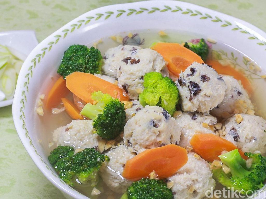 Resep Ramadan : Chicken Balls with Veggie Resep Ramadan : Chicken Balls with Veggie
