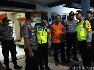 Objek Vital di Surabaya Dijaga Ketat Jelang Penetapan Pemilu 2019 Objek Vital di Surabaya Dijaga Ketat Jelang Penetapan Pemilu 2019