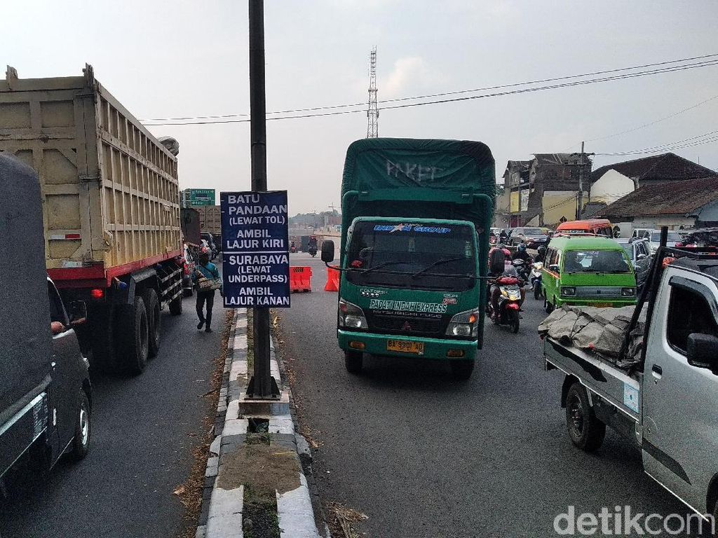 Rekayasa Lalin Disiapkan untuk Urai Kepadatan di Karanglo Malang Rekayasa Lalin Disiapkan untuk Urai Kepadatan di Karanglo Malang