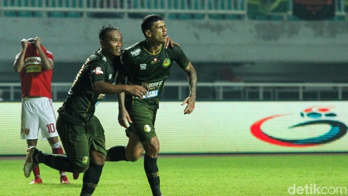 Laju Tak Terkalahkan Tira Persikabo Diuji Bhayangkara