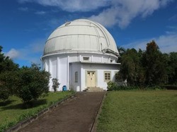 Lampu Sorot Hiburan Malam Ganggu Pengamatan Observatorium Bosscha
