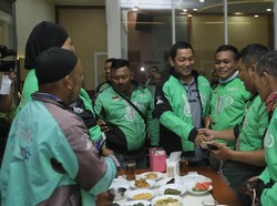 Saat Wali Kota Semarang Makan Sahur Bersama Driver Ojol