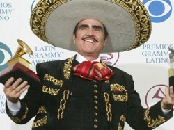 Takut Dapat Donor Gay, Penyanyi Terkenal Meksiko Tolak Transplantasi Hati