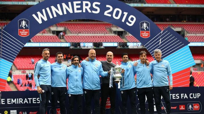 Pep Guardiola yakin akan ada tim yang menyamai sejarah Manchester City. (Foto: Julian Finney/Getty Images) Pep Guardiola yakin akan ada tim yang menyamai sejarah Manchester City. (Foto: Julian Finney/Getty Images)