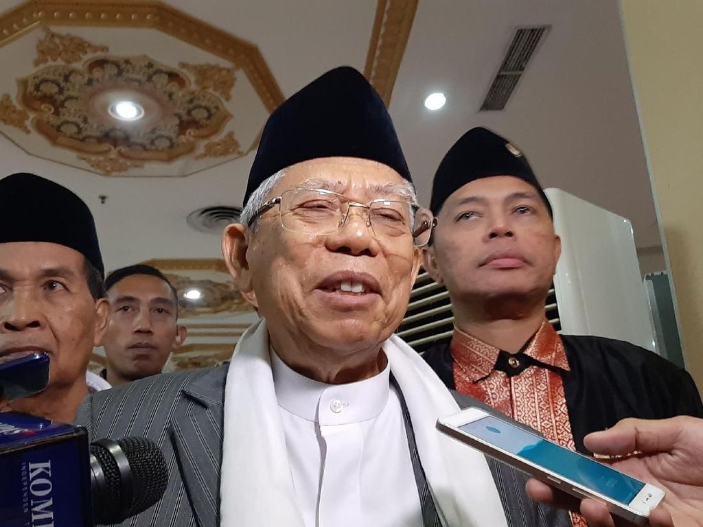 Ngaku Siap Bertemu Prabowo, Maruf: Waktunya Masih Dicari Ngaku Siap Bertemu Prabowo, Maruf: Waktunya Masih Dicari