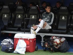 Madrid Dipermalukan Real Betis, Bale dan Kroos Cekikikan di Bench