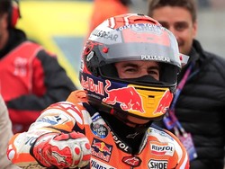 Kemarin Rossi, Kini Lorenzo yang Rekornya Disamai Marquez