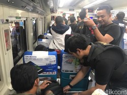 Seorang WNA Penumpang Kereta di Jember Bingung Saat Disweeping Polisi