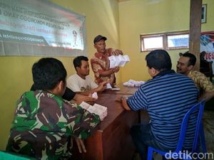 Diduga Ada Kecurangan Pilkades, Desa Ini Lipat Ulang Surat Suara