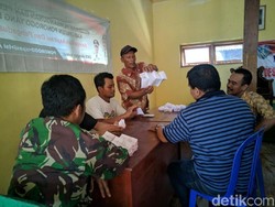 Diduga Ada Kecurangan Pilkades, Desa Ini Lipat Ulang Surat Suara